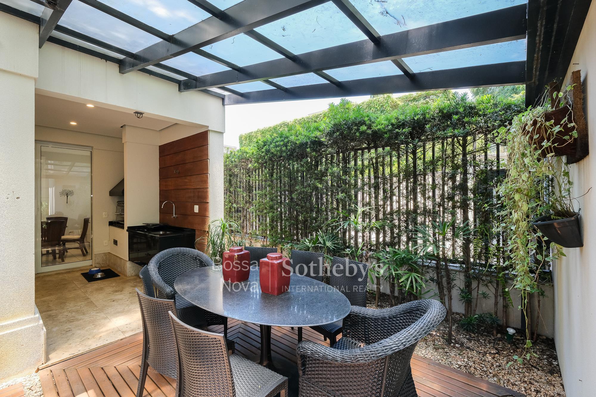Casa Em Condomínio para venda em Jardim Luzitânia