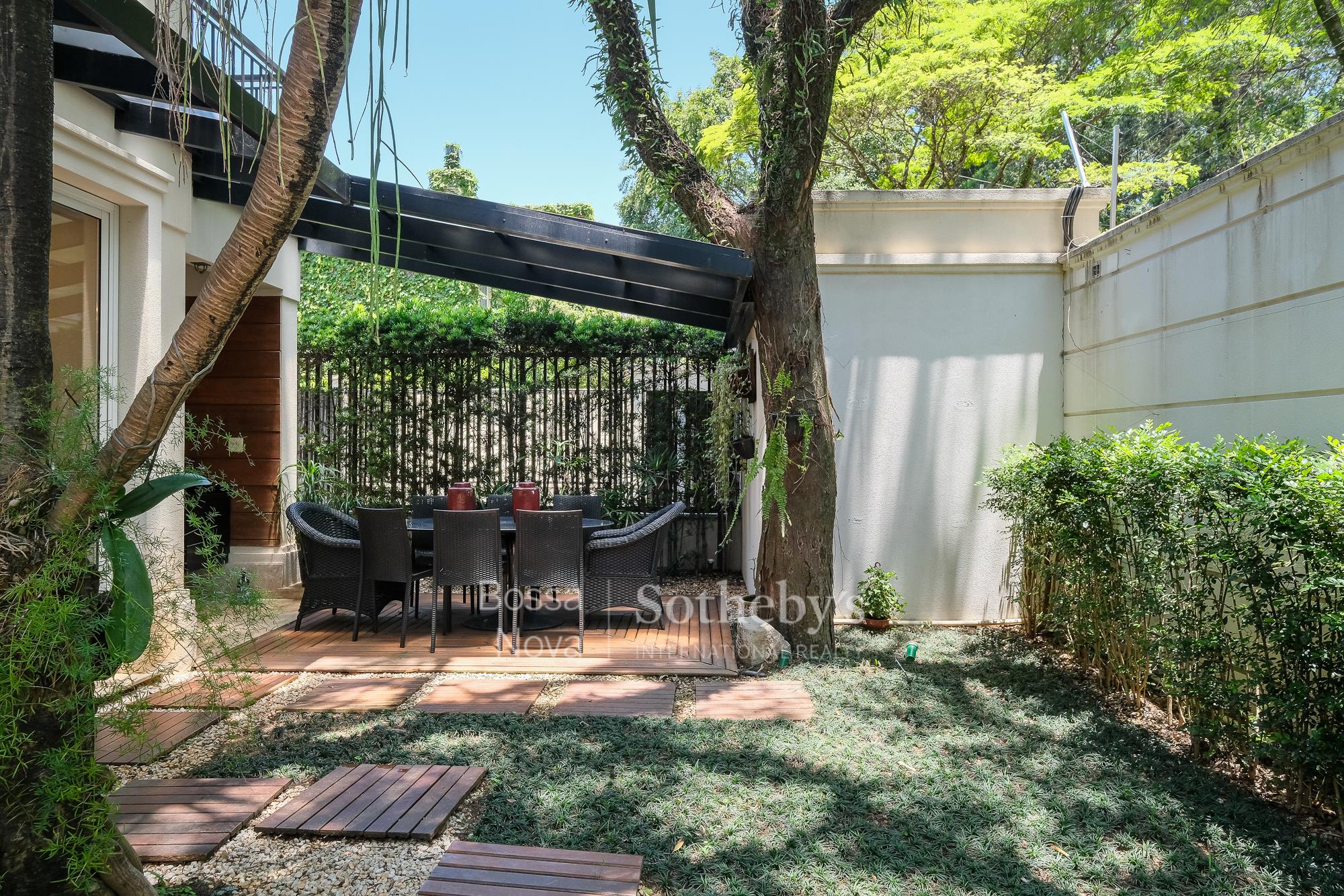 Casa Em Condomínio para venda em Jardim Luzitânia