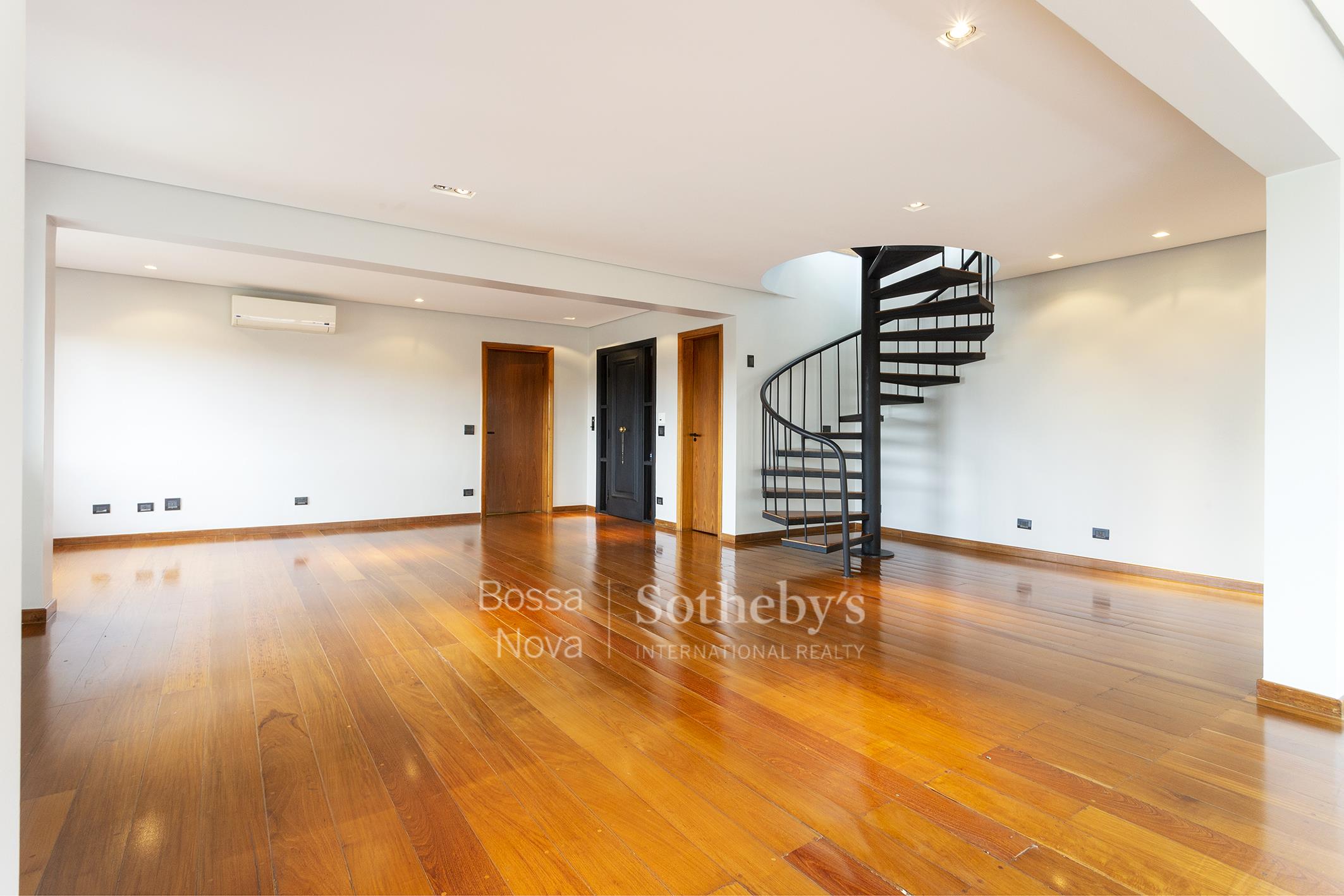 Cobertura Duplex para venda em Morumbi