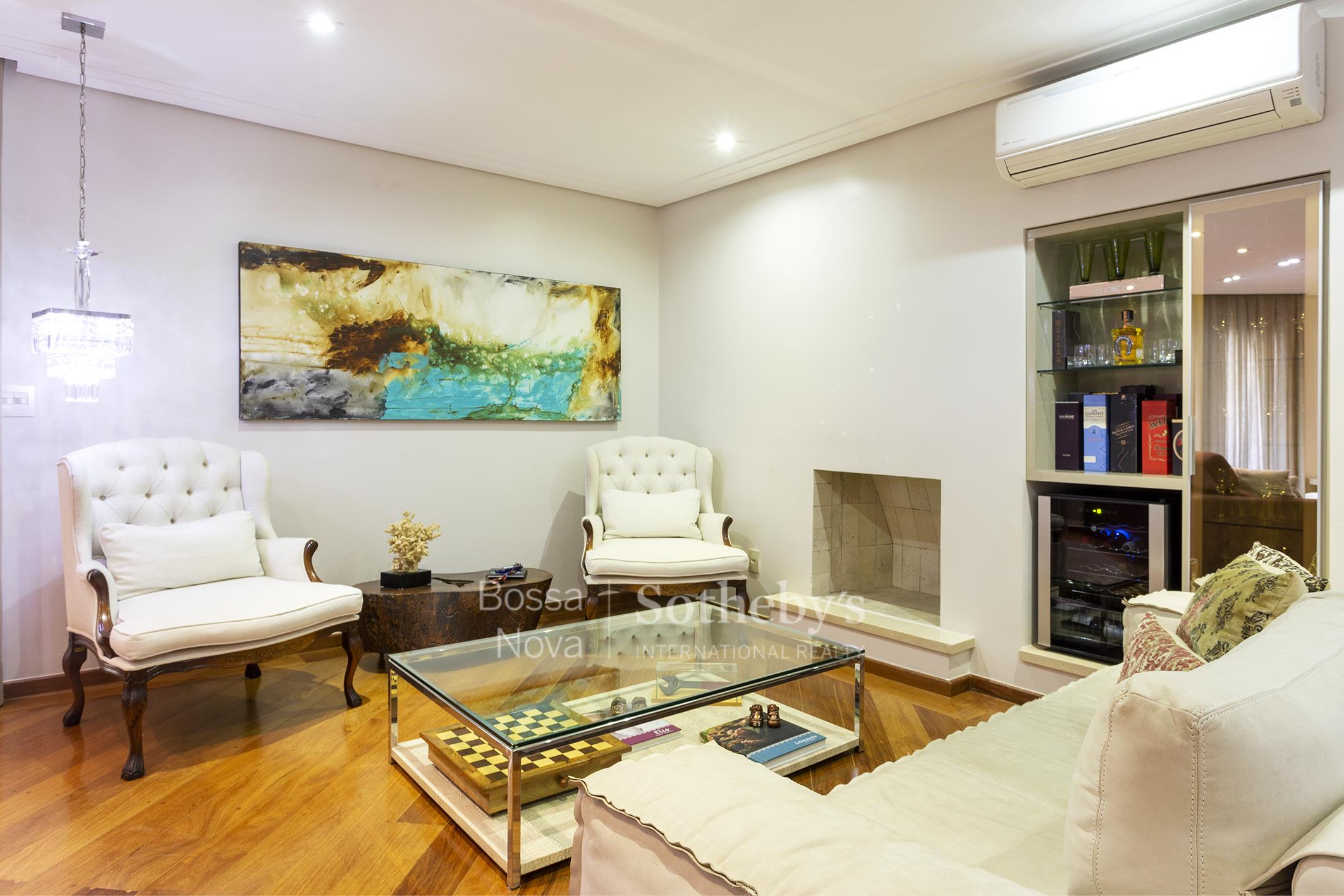 Apartamento reformado com varanda gourmet