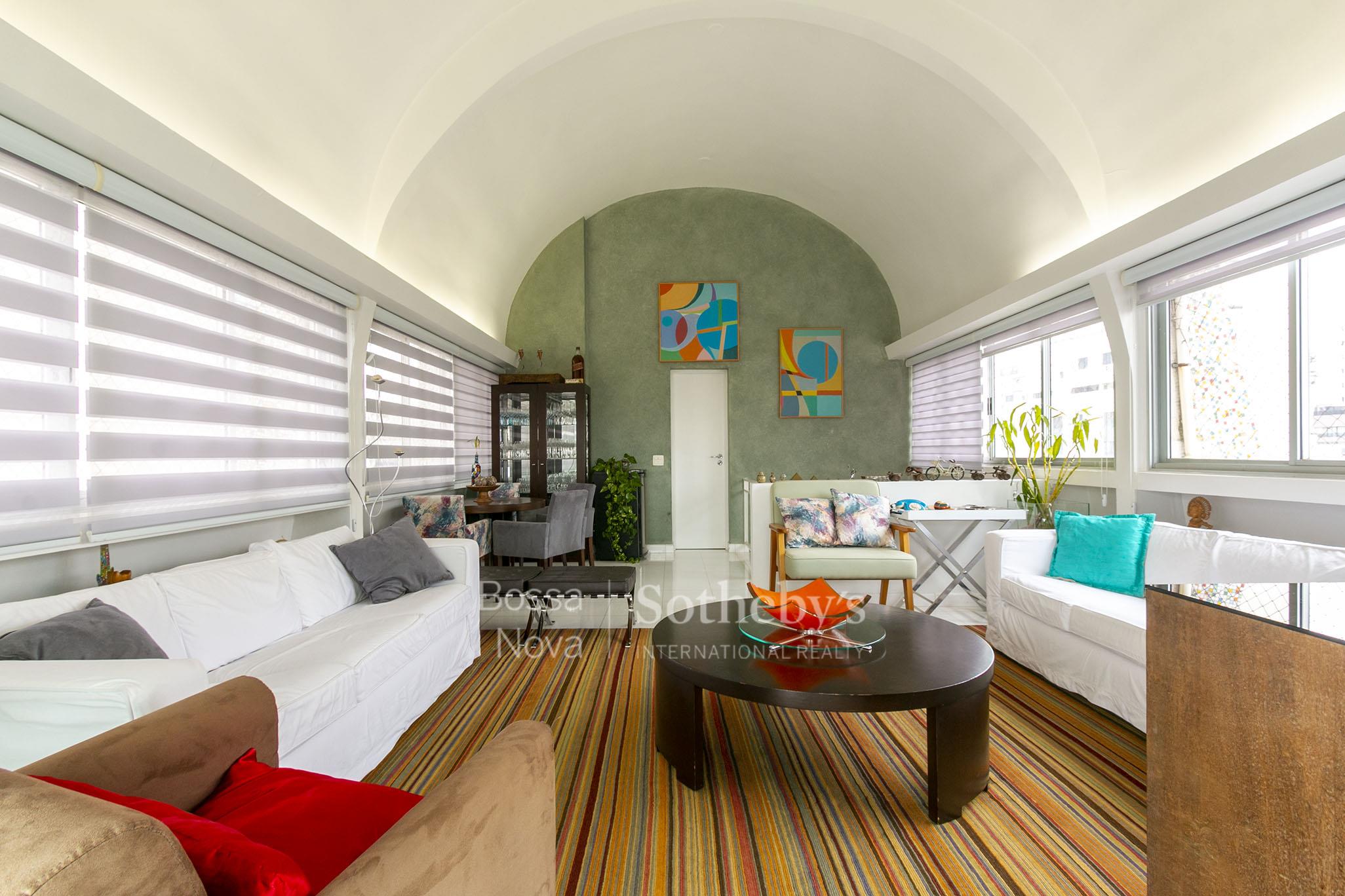 Cobertura duplex em região valorizada