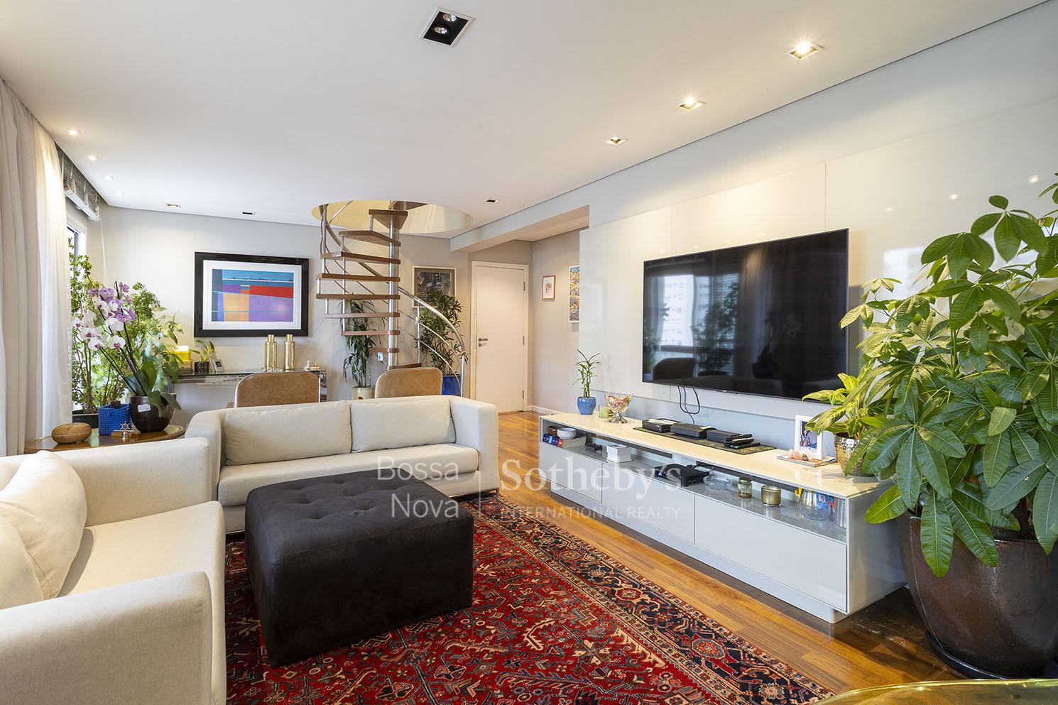 Cobertura duplex com vista diferenciada